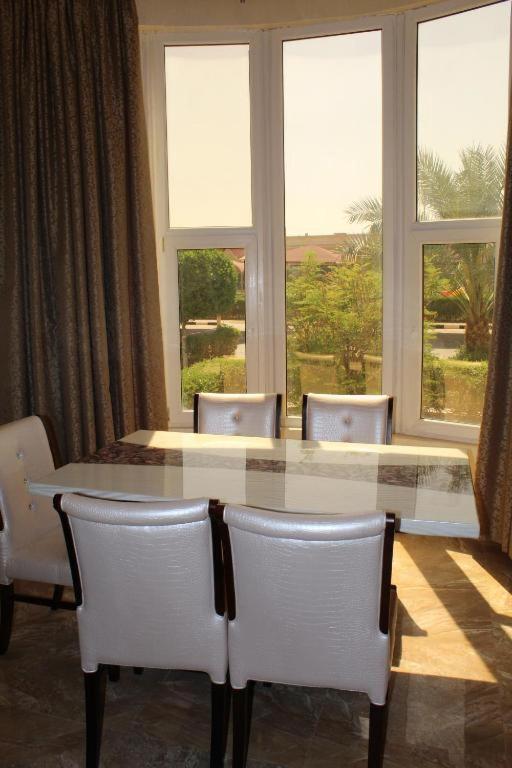 Al Salam Grand 4* Al Buraimi