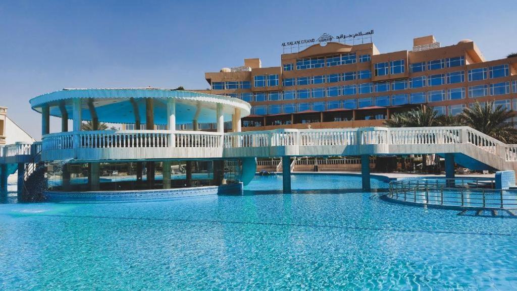 Al Salam Grand 4* Al Buraimi