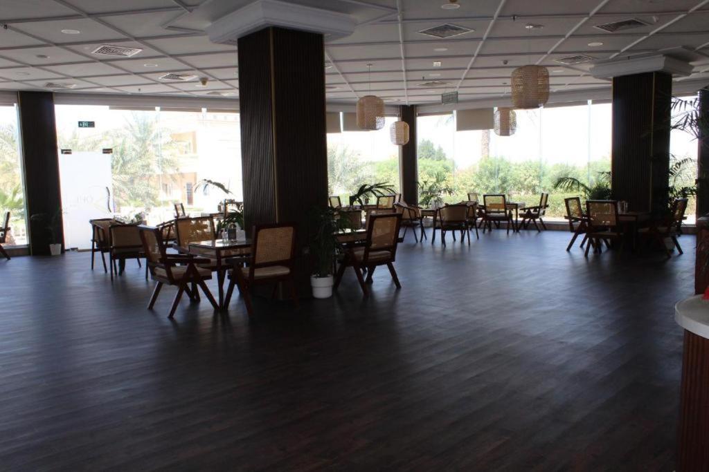 Al Salam Grand Hotel